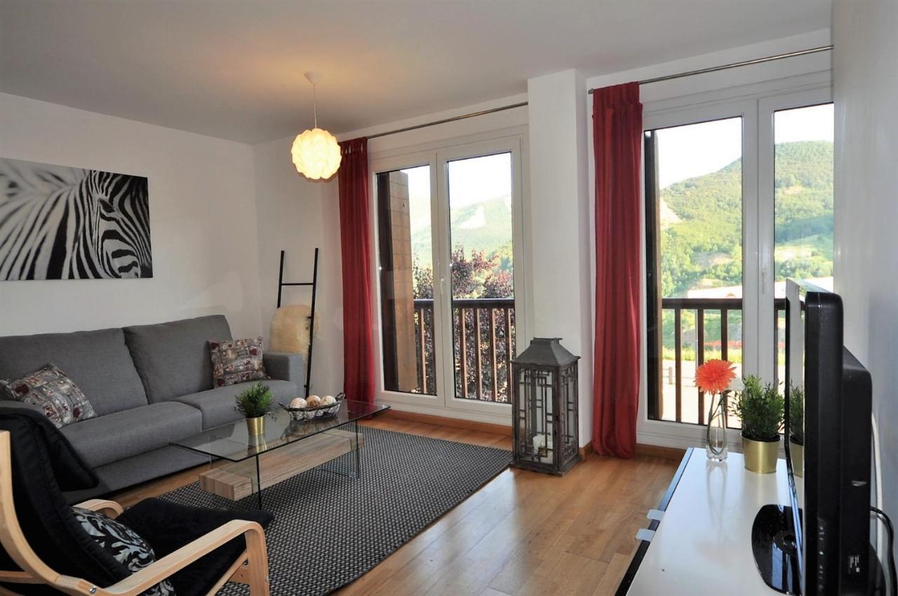 Apartamentos Tirol Formigal Zewnętrze zdjęcie